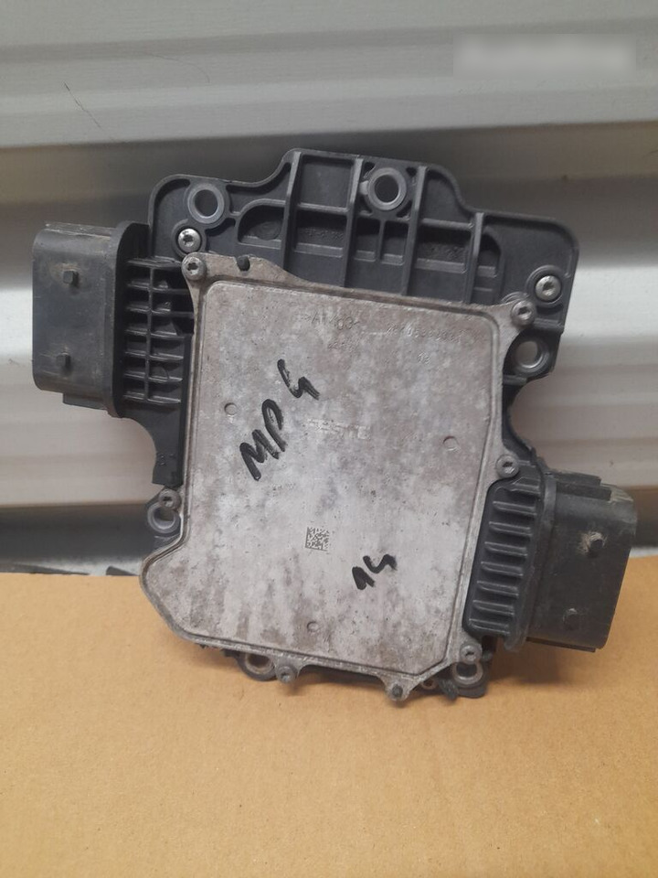 Mercedes-Benz ACTROS MP4 A0204461109 Mercedes-Benz ACTROS MP4 - Unidad de control para Camión: foto 3 Mercedes-Benz ACTROS MP4 A0204461109 Mercedes-Benz ACTROS MP4 - Unidad de control para Camión: foto 3