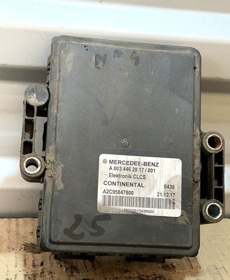 Mercedes-Benz ACTROS MP4 CLCS A0034462817 Mercedes-Benz ACTROS MP4 truck - Unidad de control para Camión: foto 1 Mercedes-Benz ACTROS MP4 CLCS A0034462817 Mercedes-Benz ACTROS MP4 truck - Unidad de control para Camión: foto 1