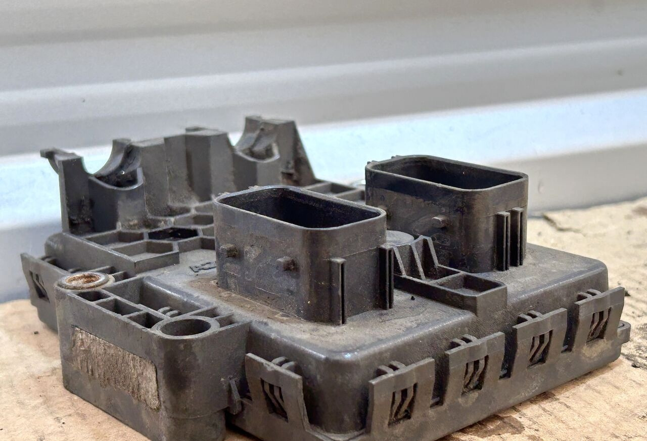 Mercedes-Benz ACTROS MP4 CLCS A0034462817 Mercedes-Benz ACTROS MP4 truck - Unidad de control para Camión: foto 3 Mercedes-Benz ACTROS MP4 CLCS A0034462817 Mercedes-Benz ACTROS MP4 truck - Unidad de control para Camión: foto 3