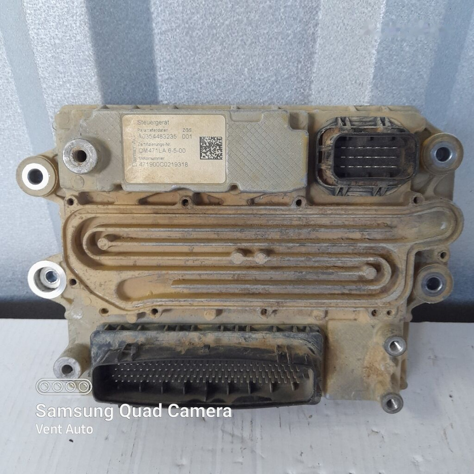 Mercedes-Benz AROX MP4 A0014469735 truck - Unidad de control para Camión: foto 1 Mercedes-Benz AROX MP4 A0014469735 truck - Unidad de control para Camión: foto 1