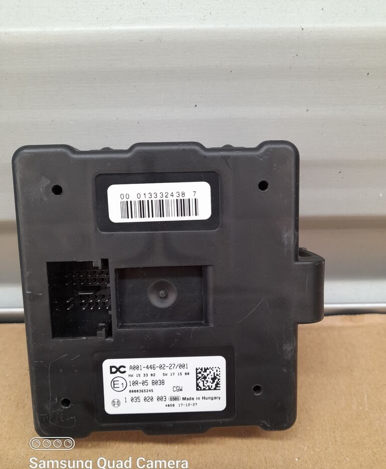 Mercedes-Benz CGW Mercedes-Benz ACTROS MP4 truck - Unidad de control para Camión: foto 1 Mercedes-Benz CGW Mercedes-Benz ACTROS MP4 truck - Unidad de control para Camión: foto 1