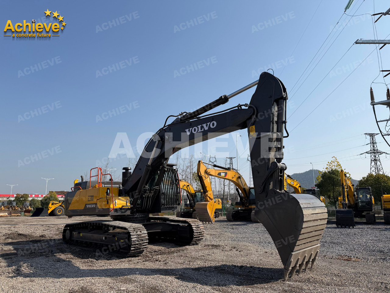 VOLVO EC380 275kW Power in Action! Perfect Digging & Loading Performance 【ACHIEVE】 TOP CONDITION!!! - Excavadora de cadenas: foto 1 VOLVO EC380 275kW Power in Action! Perfect Digging & Loading Performance 【ACHIEVE】 TOP CONDITION!!! - Excavadora de cadenas: foto 1