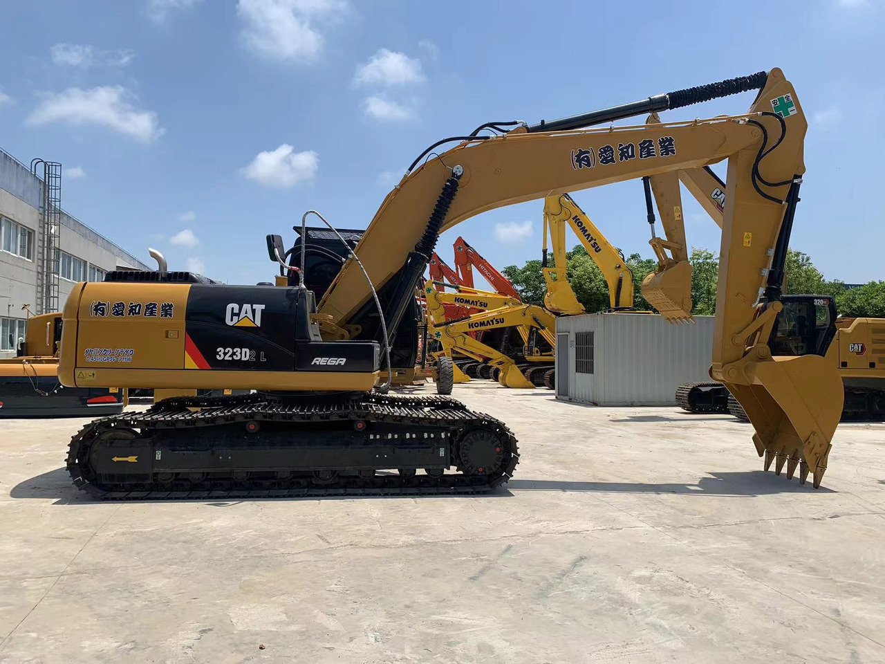 Caterpillar Tracked Excavator CAT 323D, 323D2 for Bolivia - Excavadora de cadenas: foto 1 Caterpillar Tracked Excavator CAT 323D, 323D2 for Bolivia - Excavadora de cadenas: foto 1