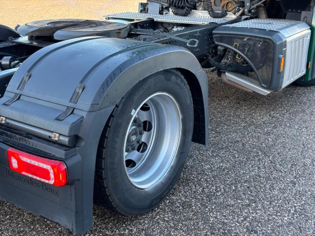 Mercedes-Benz Actros 1845 LS nRL - Cabeza tractora: foto 5 Mercedes-Benz Actros 1845 LS nRL - Cabeza tractora: foto 5