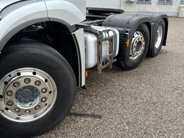 Mercedes-Benz Actros 2553 - Cabeza tractora: foto 4 Mercedes-Benz Actros 2553 - Cabeza tractora: foto 4