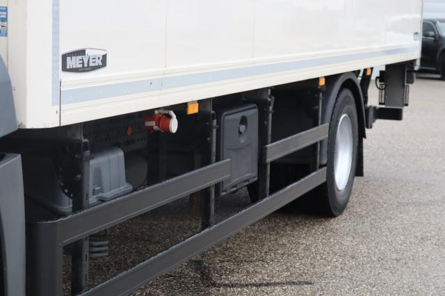 Mercedes-Benz Antos 1824 L - Camión frigorífico: foto 3 Mercedes-Benz Antos 1824 L - Camión frigorífico: foto 3