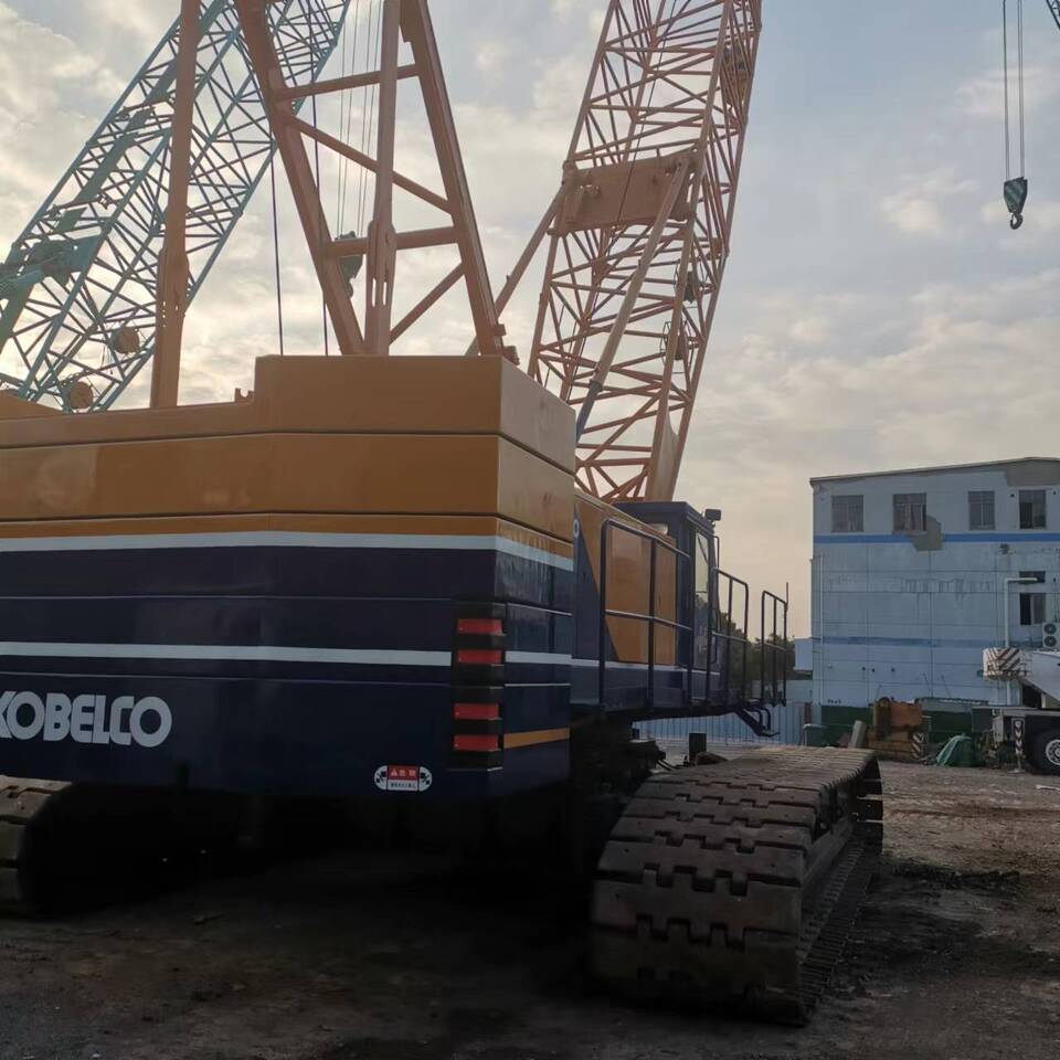 KOBELCO 7150 - Grúa sobre orugas: foto 4 KOBELCO 7150 - Grúa sobre orugas: foto 4