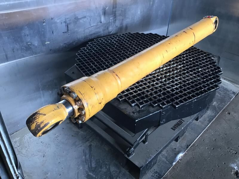 Liebherr A914 Li / A914B Li / R914 - Cilindro hidráulico: foto 3 Liebherr A914 Li / A914B Li / R914 - Cilindro hidráulico: foto 3