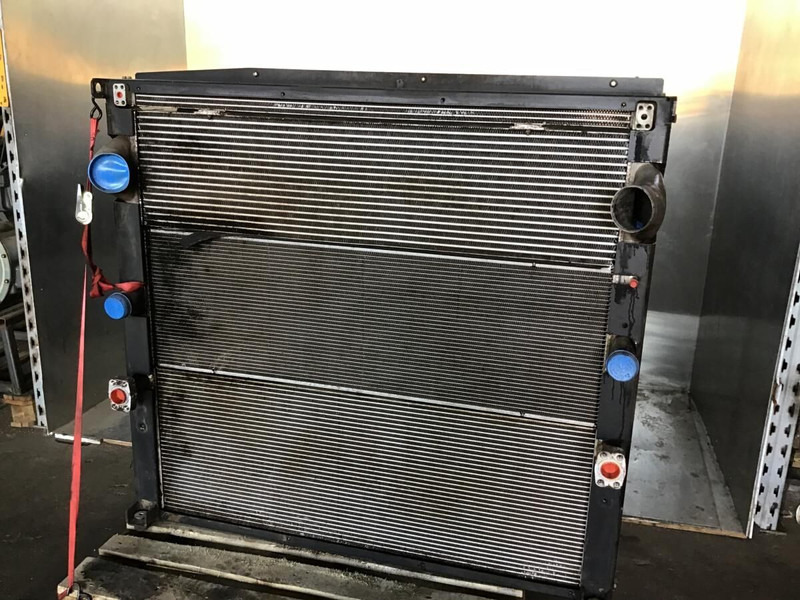 Liebherr Combined Radiator - Radiador: foto 1 Liebherr Combined Radiator - Radiador: foto 1