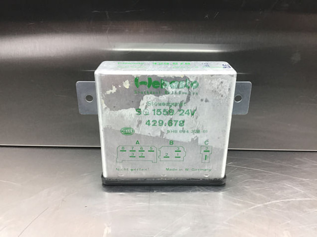 Liebherr Control Gear - Unidad de control: foto 1 Liebherr Control Gear - Unidad de control: foto 1