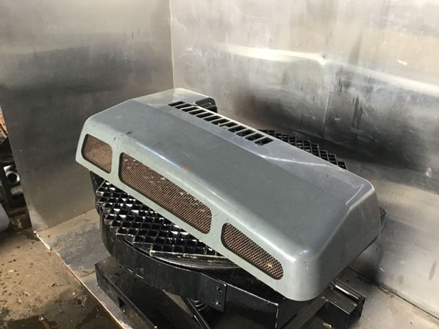 Liebherr Engine Hood Small - Capota: foto 1 Liebherr Engine Hood Small - Capota: foto 1