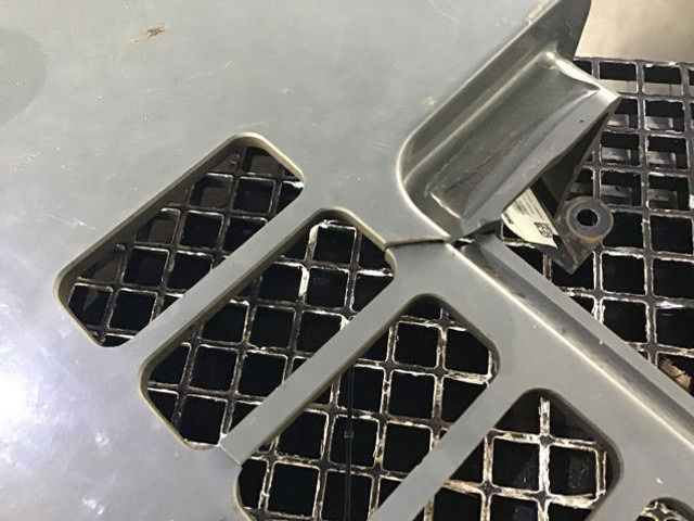 Liebherr Engine Hood Small - Capota: foto 2 Liebherr Engine Hood Small - Capota: foto 2