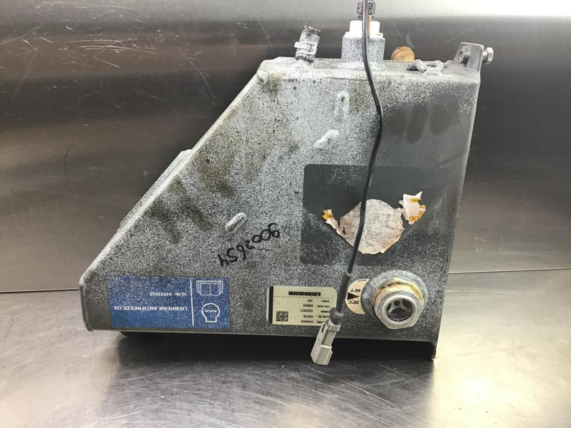 Liebherr Equalizing Reservoir - Depósito de expansión: foto 2 Liebherr Equalizing Reservoir - Depósito de expansión: foto 2