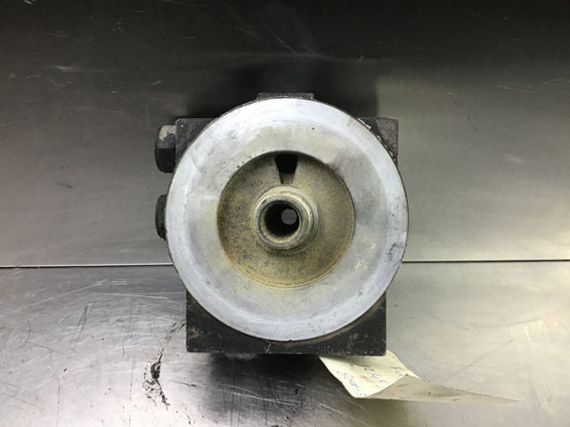 Liebherr Filter Head - Motor y piezas: foto 1 Liebherr Filter Head - Motor y piezas: foto 1