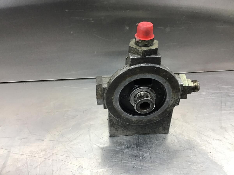 Liebherr Filter head - Motor y piezas: foto 2 Liebherr Filter head - Motor y piezas: foto 2