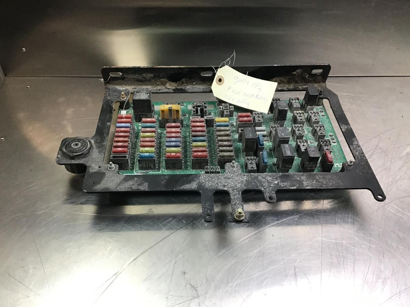 Liebherr Fuse & Relay board - Sistema eléctrico: foto 1 Liebherr Fuse & Relay board - Sistema eléctrico: foto 1