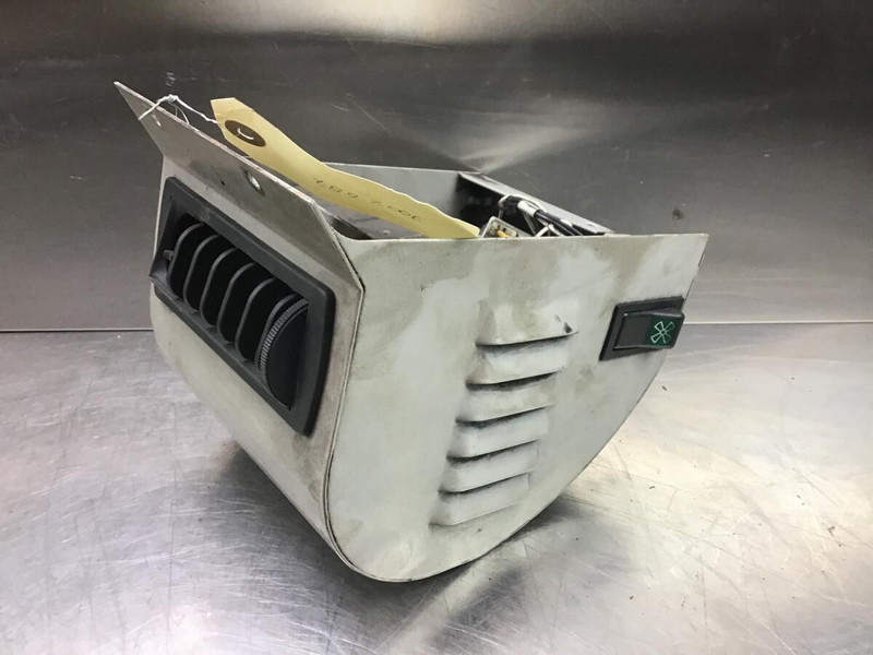 Liebherr Heater Unit - Salpicadero: foto 1 Liebherr Heater Unit - Salpicadero: foto 1