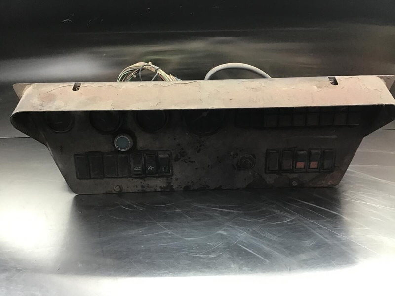 Liebherr L521 - Salpicadero: foto 1 Liebherr L521 - Salpicadero: foto 1