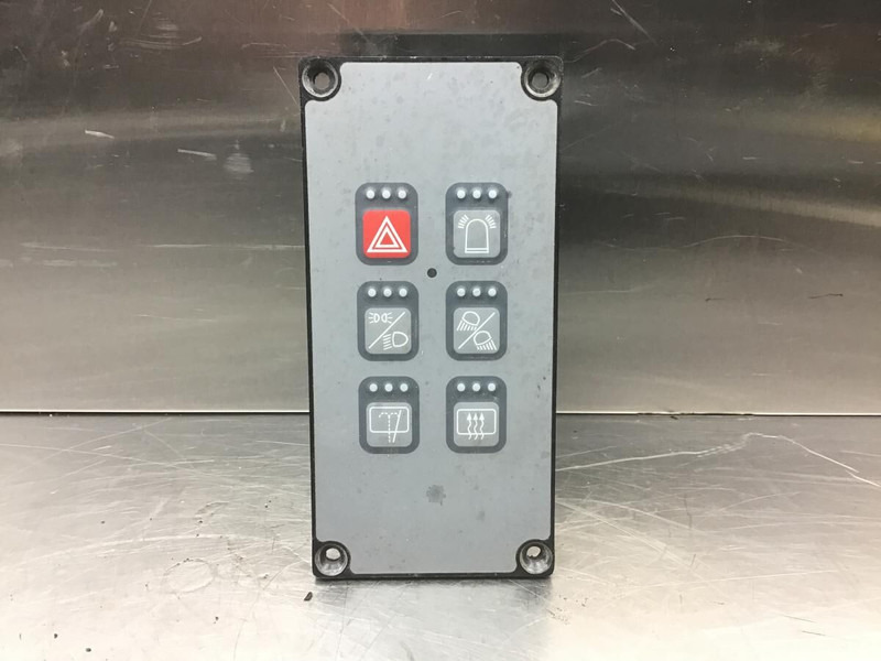 Liebherr L550 / L556 - Salpicadero: foto 1 Liebherr L550 / L556 - Salpicadero: foto 1