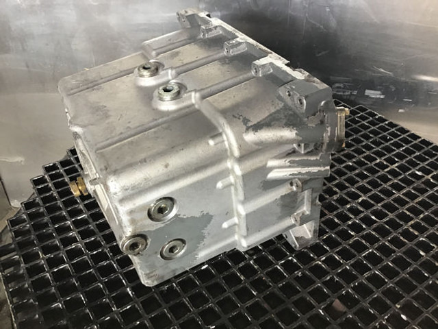 Cárter Liebherr Oil Sump: foto 6