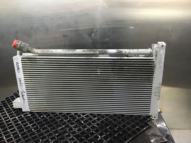 Liebherr Oilcooler - Enfriador de aceite: foto 1 Liebherr Oilcooler - Enfriador de aceite: foto 1