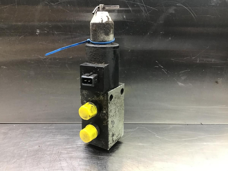 Liebherr - Válvula: foto 1 Liebherr - Válvula: foto 1