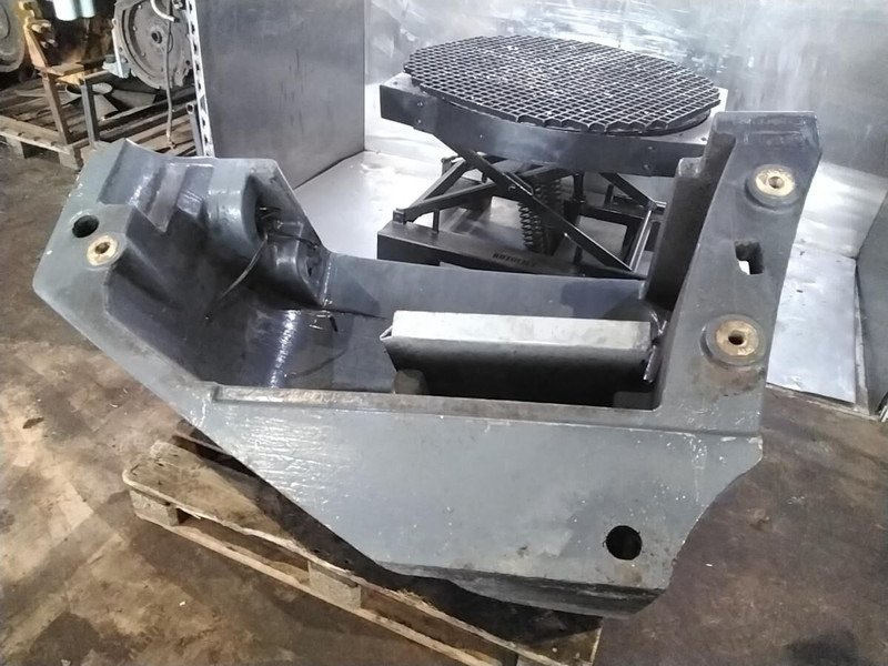 Liebherr - Contrapeso para Maquinaria de construcción: foto 1 Liebherr - Contrapeso para Maquinaria de construcción: foto 1