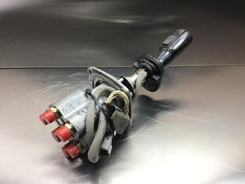 Liebherr Pilot Control Unit - Hidráulica: foto 2 Liebherr Pilot Control Unit - Hidráulica: foto 2