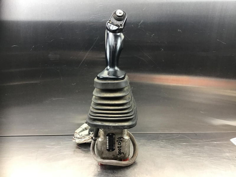 Liebherr Pilot Control Unit - Hidráulica: foto 2 Liebherr Pilot Control Unit - Hidráulica: foto 2