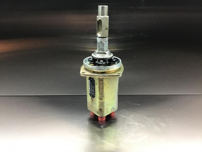 Liebherr Pilot Control Unit - Hidráulica: foto 1 Liebherr Pilot Control Unit - Hidráulica: foto 1