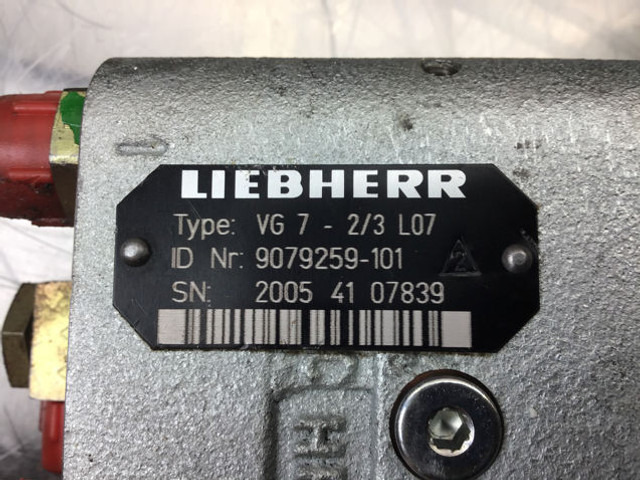 Liebherr Pilot Control Unit - Pedal: foto 3 Liebherr Pilot Control Unit - Pedal: foto 3