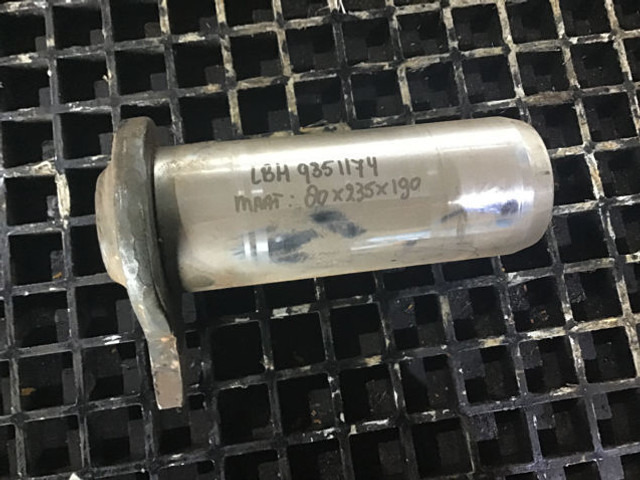 Liebherr Pin 80x235x190 - Hidráulica: foto 4 Liebherr Pin 80x235x190 - Hidráulica: foto 4