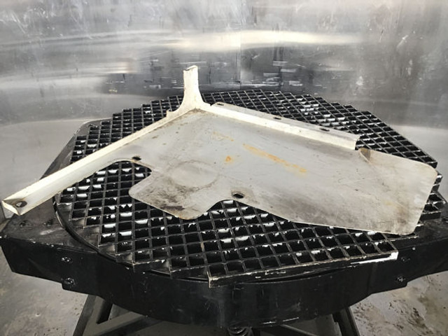 Liebherr R924 COMPACT - Capota: foto 4 Liebherr R924 COMPACT - Capota: foto 4