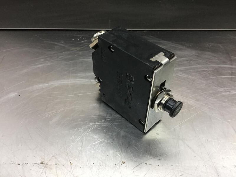 Liebherr R924 COMPACT / R954B - Salpicadero: foto 1 Liebherr R924 COMPACT / R954B - Salpicadero: foto 1