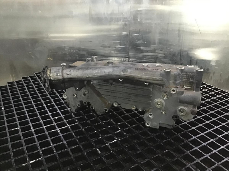 Liebherr R974B / R974 / R974 Li / R974 HD - Enfriador de aceite: foto 2 Liebherr R974B / R974 / R974 Li / R974 HD - Enfriador de aceite: foto 2