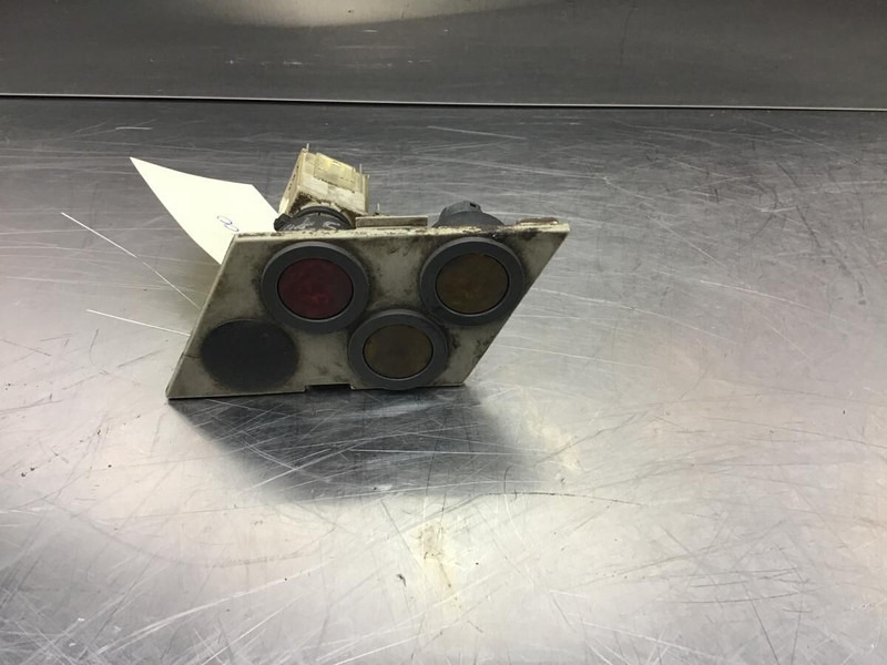 Liebherr Switch Module - Salpicadero: foto 1 Liebherr Switch Module - Salpicadero: foto 1