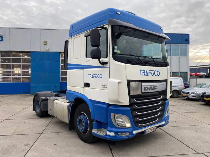 DAF XF 106.440 SC / ADR / Stand Airco / PTO - Cabeza tractora: foto 3 DAF XF 106.440 SC / ADR / Stand Airco / PTO - Cabeza tractora: foto 3