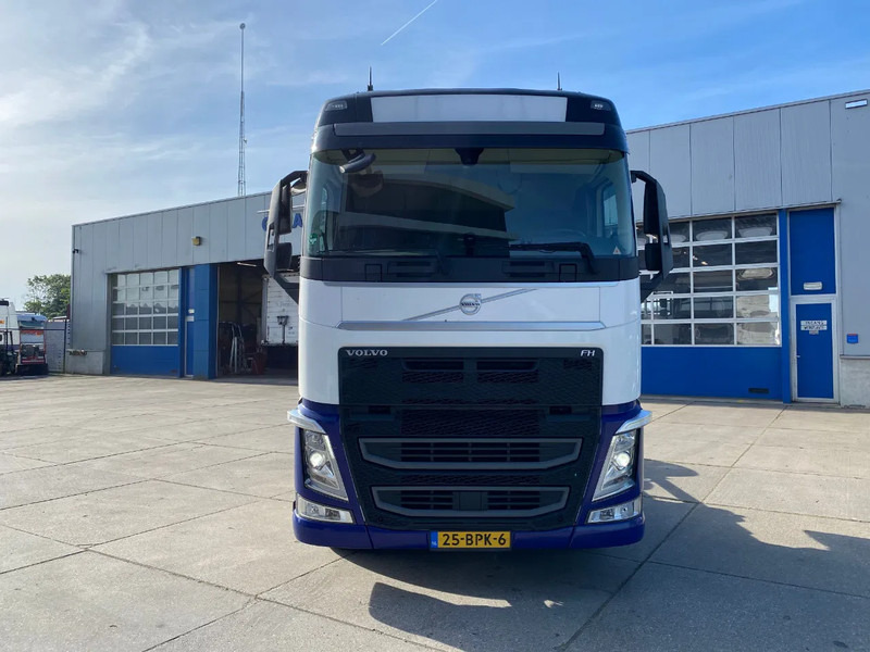 Volvo FH 13.460 Globetrotter / I-Save - Cabeza tractora: foto 2 Volvo FH 13.460 Globetrotter / I-Save - Cabeza tractora: foto 2