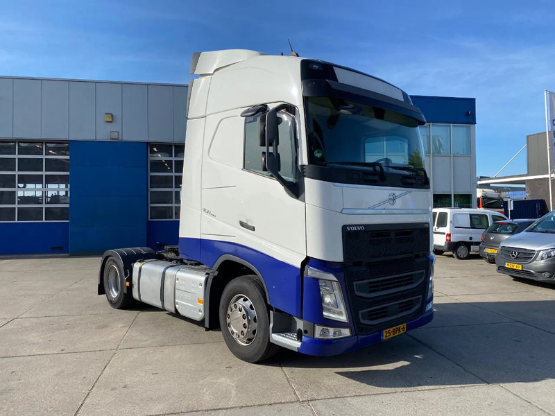 Volvo FH 13.460 Globetrotter / I-Save - Cabeza tractora: foto 3 Volvo FH 13.460 Globetrotter / I-Save - Cabeza tractora: foto 3