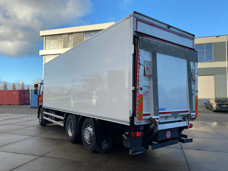 Renault D Wide 320 DTI 8 / Closed box / Euro 6 / Dhollandia - Camión caja cerrada: foto 4 Renault D Wide 320 DTI 8 / Closed box / Euro 6 / Dhollandia - Camión caja cerrada: foto 4