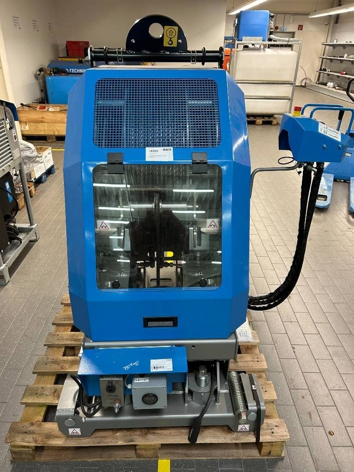 Tracto GRUNDOTUGGER 250 - Implemento para Maquinaria de construcción: foto 3 Tracto GRUNDOTUGGER 250 - Implemento para Maquinaria de construcción: foto 3