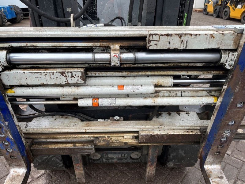 Implemento para Equipo de manutención CASCADE 28G2-FDS-B511-RO: foto 5 Implemento para Equipo de manutención CASCADE 28G2-FDS-B511-RO: foto 5