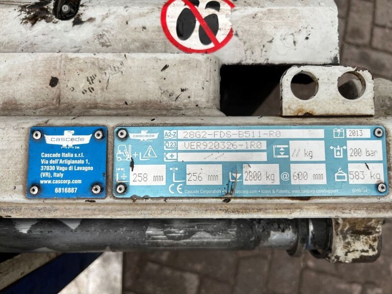 Implemento para Equipo de manutención CASCADE 28G2-FDS-B511-RO: foto 6 Implemento para Equipo de manutención CASCADE 28G2-FDS-B511-RO: foto 6