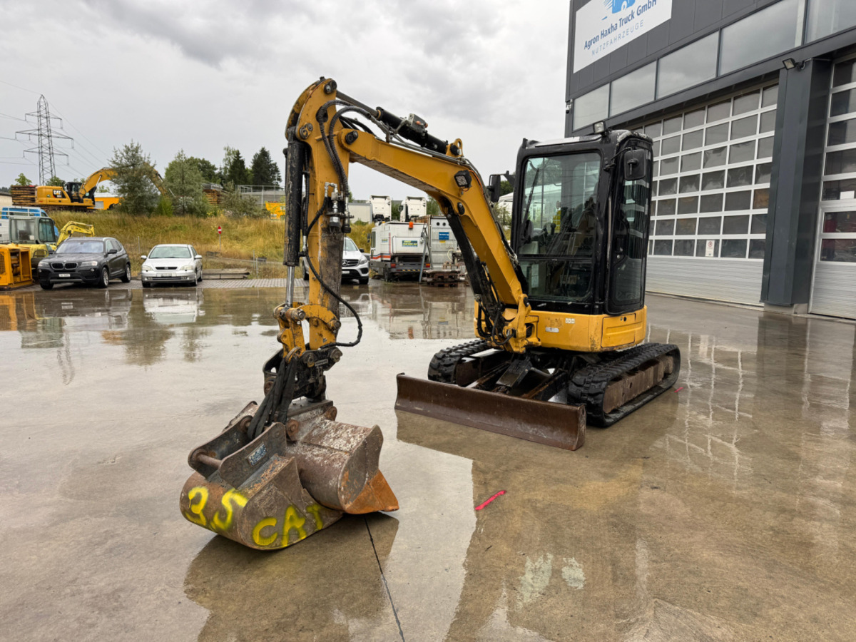 CATERPILLAR 303.5 E Powertilt - Excavadora de cadenas: foto 1 CATERPILLAR 303.5 E Powertilt - Excavadora de cadenas: foto 1