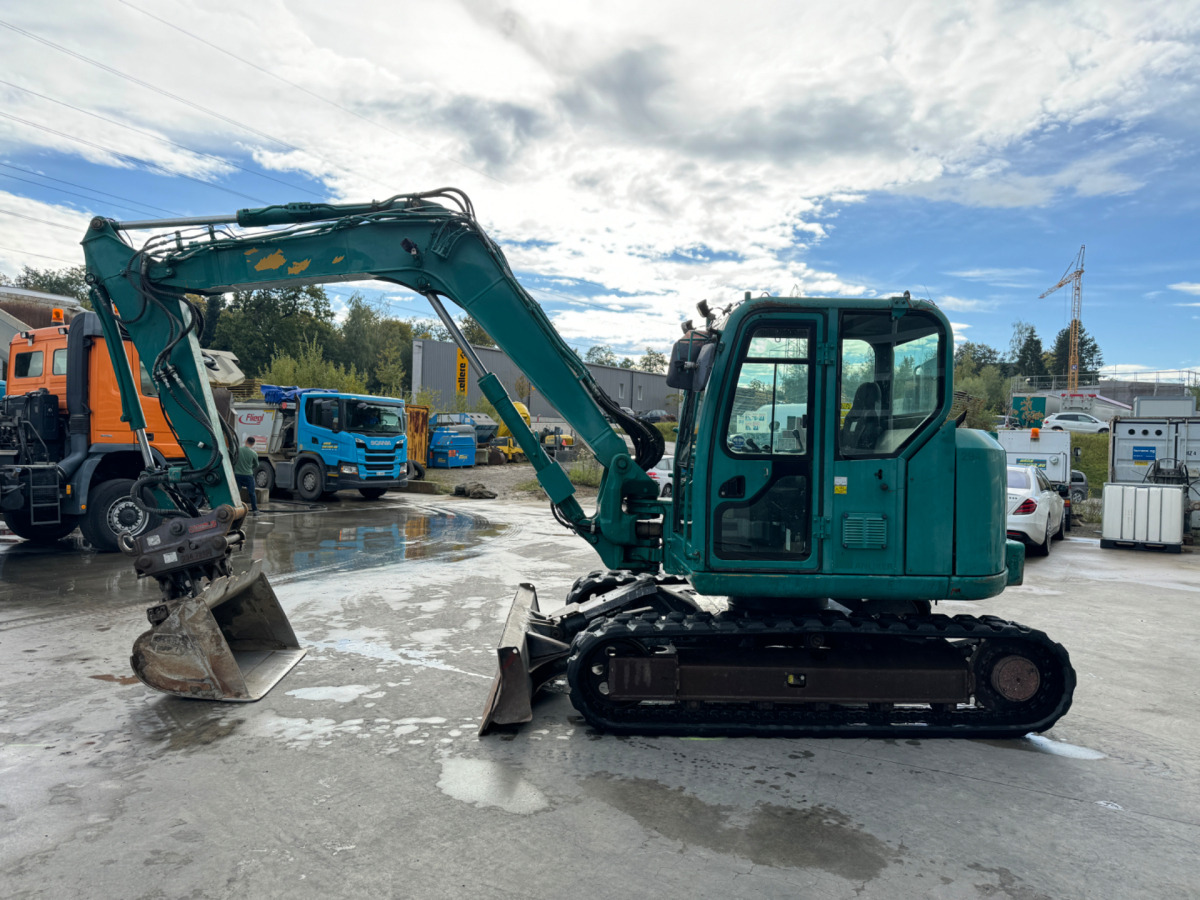 CATERPILLAR 308E2CR Oilquick 3x Schaufeln - Excavadora de cadenas: foto 1 CATERPILLAR 308E2CR Oilquick 3x Schaufeln - Excavadora de cadenas: foto 1