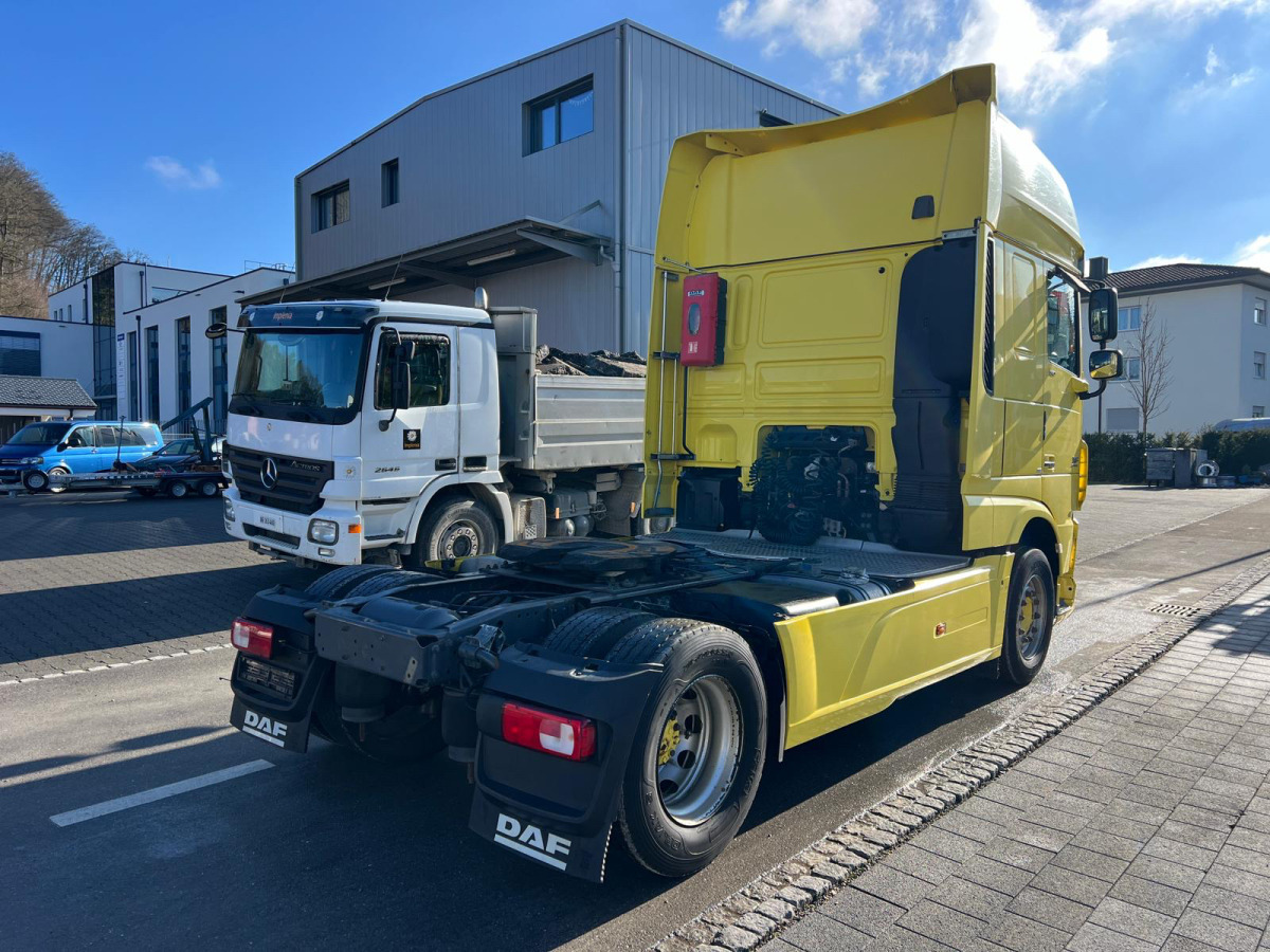 DAF XF510 4x2 - Cabeza tractora: foto 5 DAF XF510 4x2 - Cabeza tractora: foto 5
