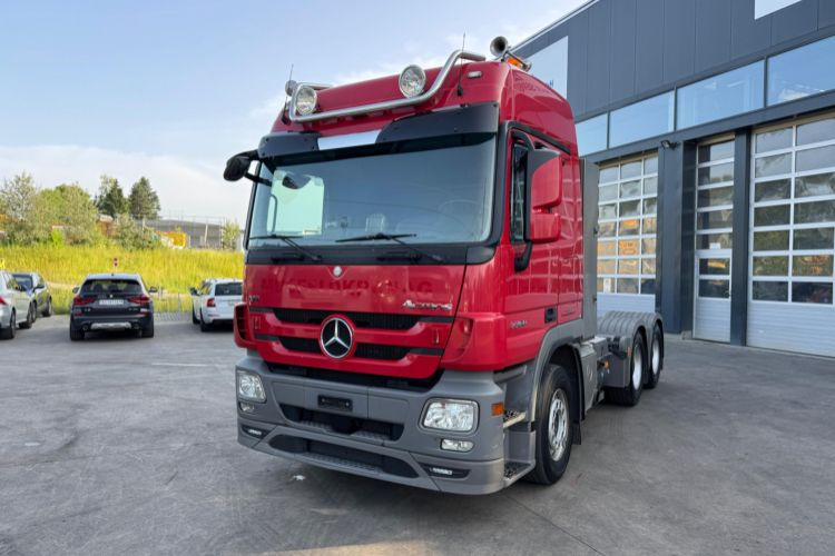 Mercedes-Benz Actros 3360 6x4 - Cabeza tractora: foto 1 Mercedes-Benz Actros 3360 6x4 - Cabeza tractora: foto 1