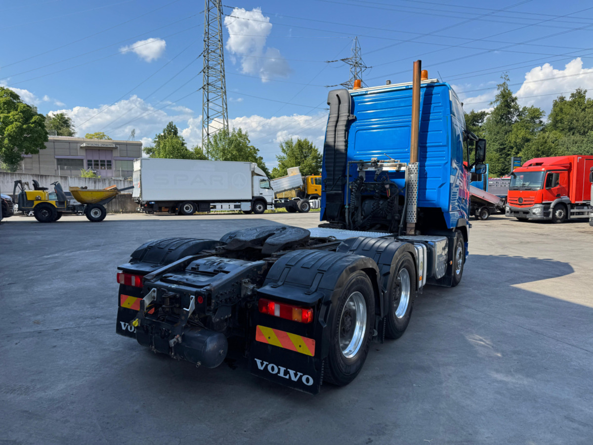 VOLVO FH16-750 6x4 - Cabeza tractora: foto 4 VOLVO FH16-750 6x4 - Cabeza tractora: foto 4