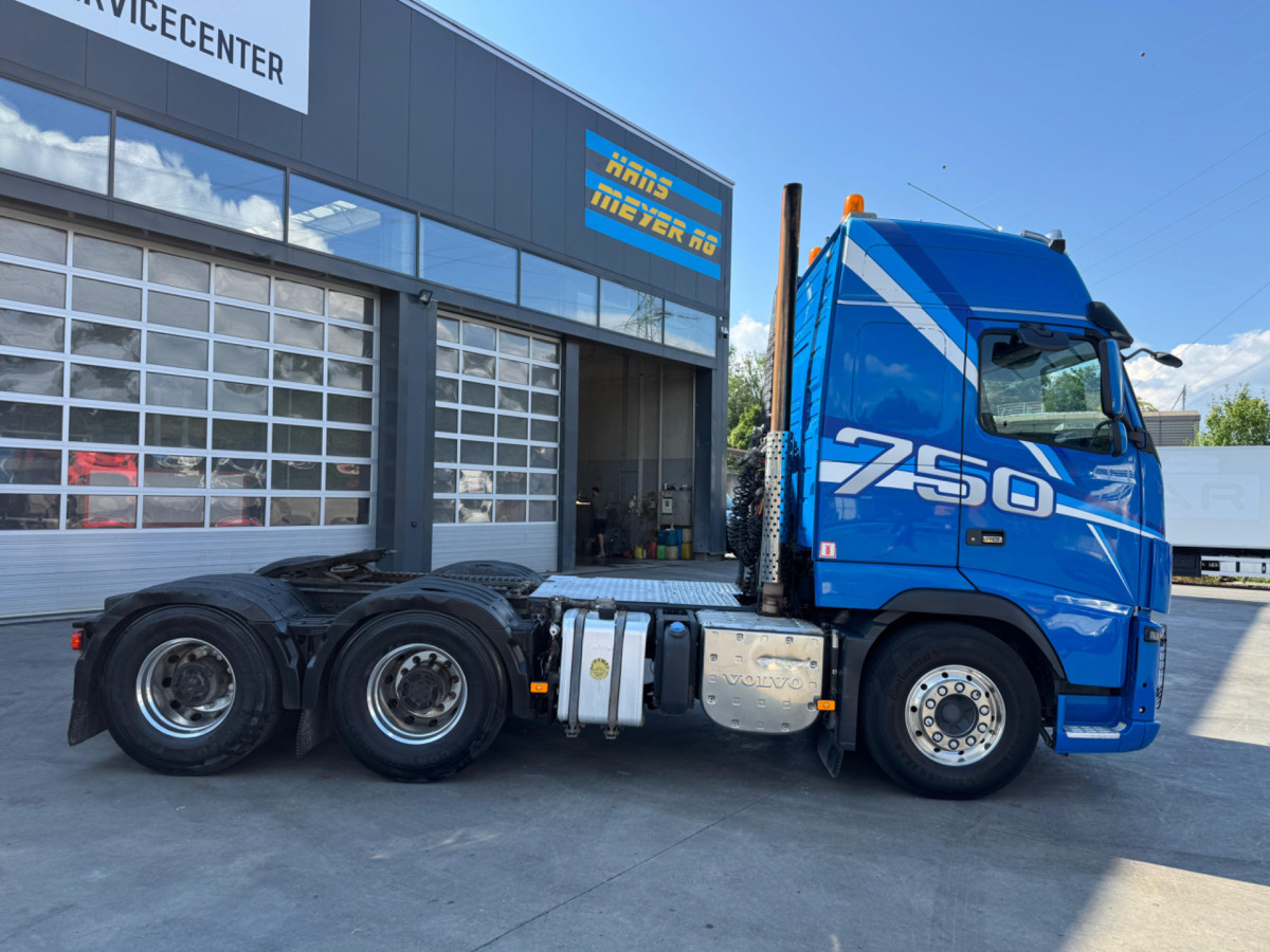 VOLVO FH16-750 6x4 - Cabeza tractora: foto 3 VOLVO FH16-750 6x4 - Cabeza tractora: foto 3