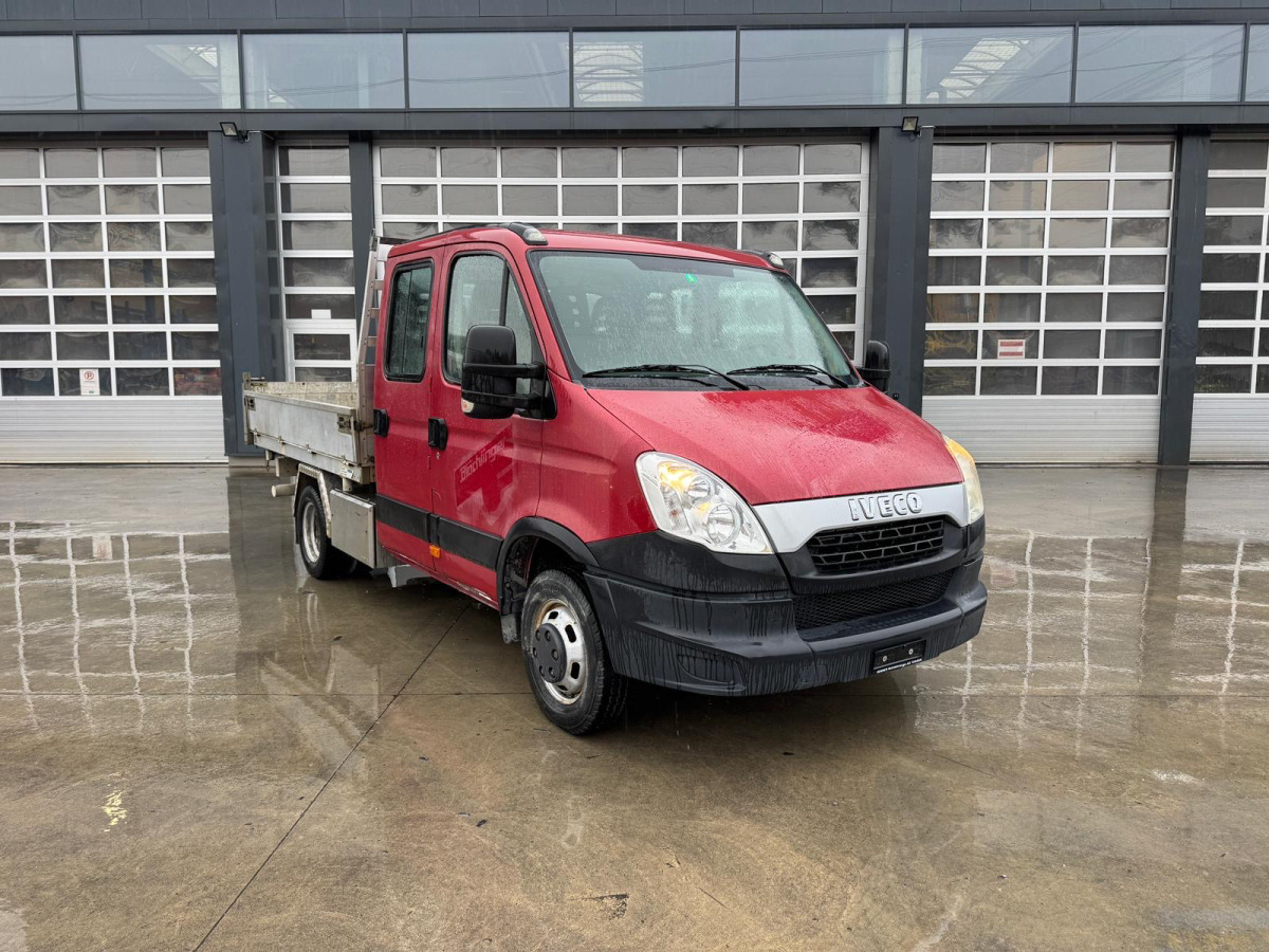 IVECO 35C15 Daily 4x2 - Furgoneta basculante, Furgoneta combi: foto 3 IVECO 35C15 Daily 4x2 - Furgoneta basculante, Furgoneta combi: foto 3